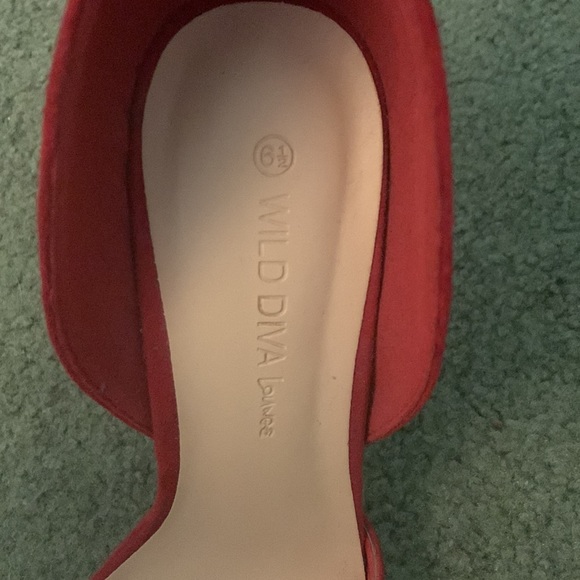 Wild Diva Red Bow Heels - Picture 6 of 8